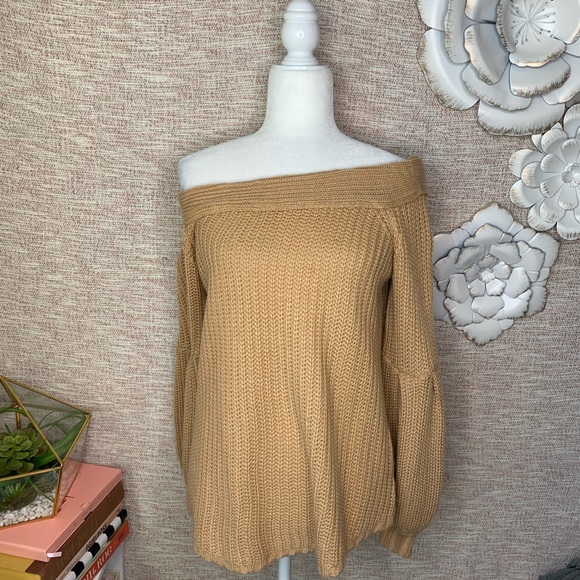 She and Sky Sweaters - [She + Sky] Chunky Knit Off the Shoulder Sweater